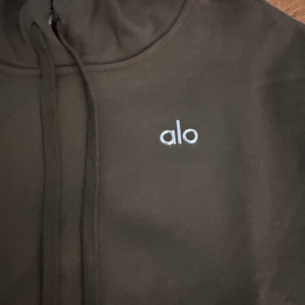 ALO Yoga Women's Olive Tree Hoodie - Picture 4 of 5